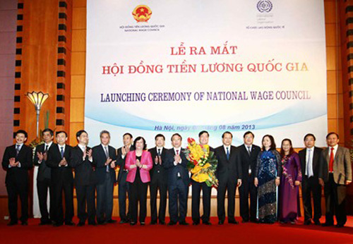 พิธีเปิดตัวสภาเงินเดือนแห่งชาติ